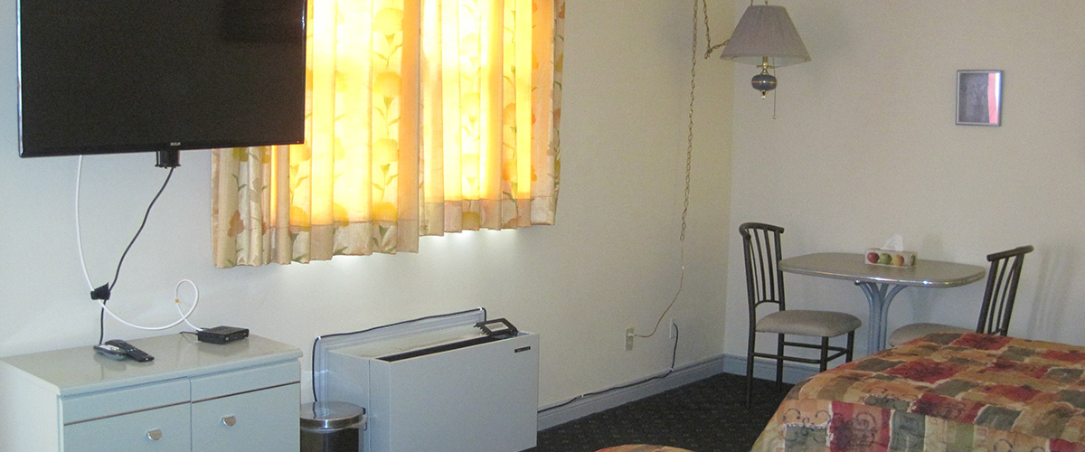 two-double-beds-sldr2